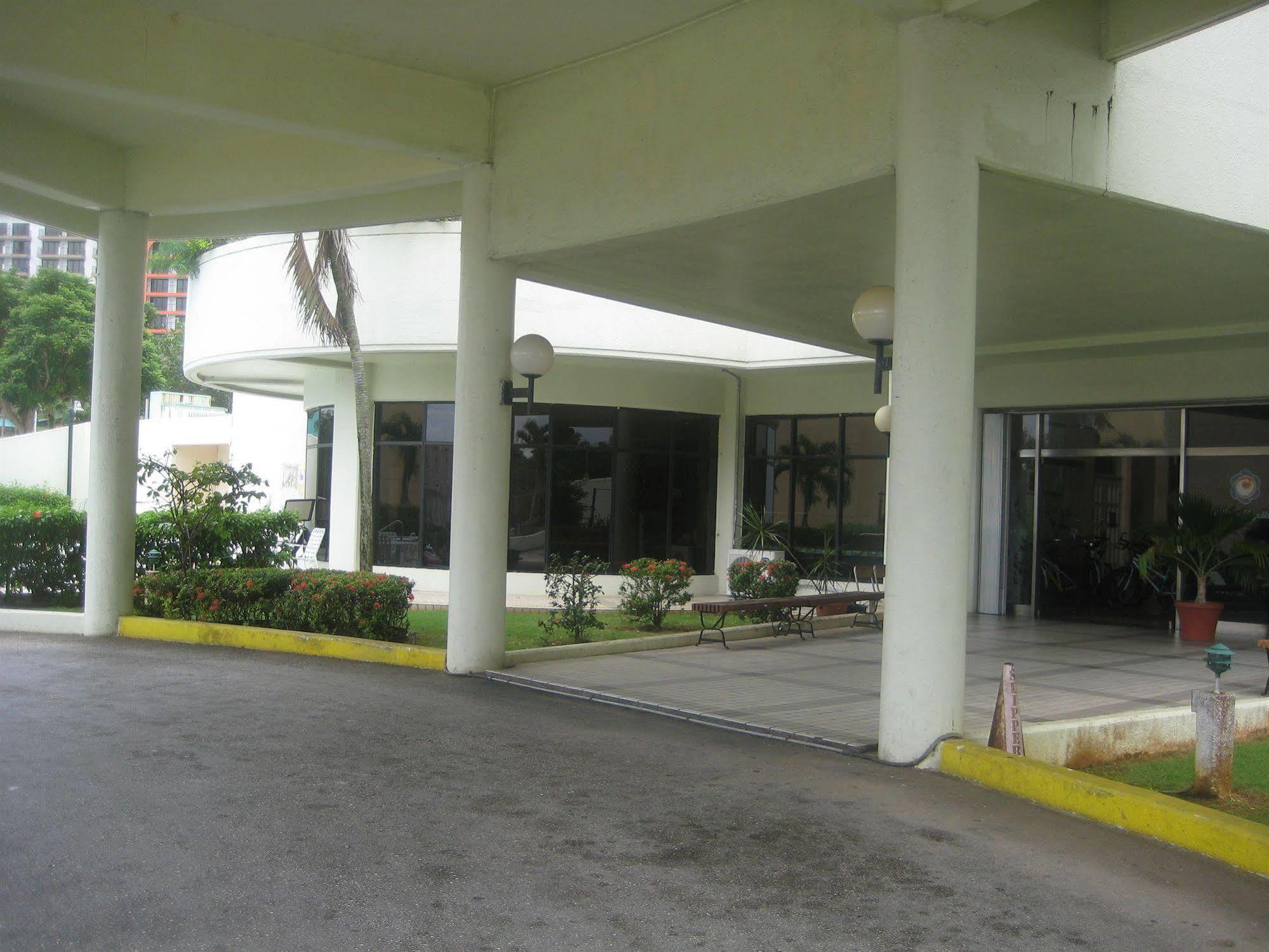 Tumon Bay Capital Hotel Тамунинг Экстерьер фото